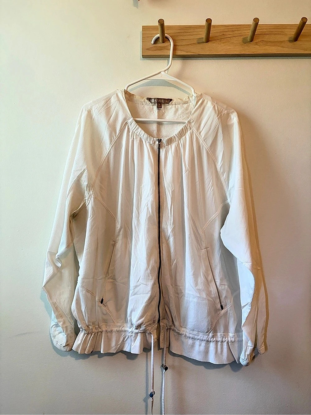 Athleta Lightweight Ruffle Hem Jacket White Size XL